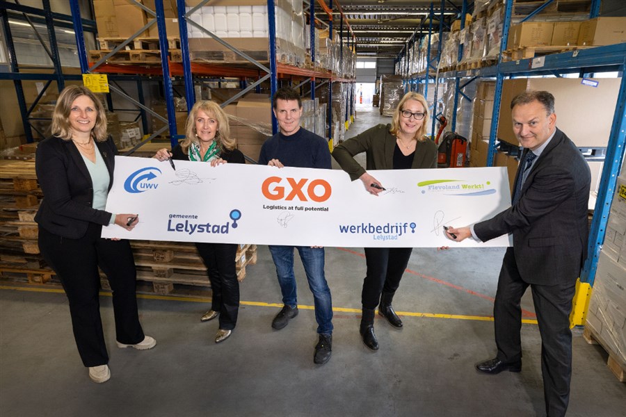 Bericht Groep werkzoekenden geplaatst bij GXO Logistics in Lelystad bekijken